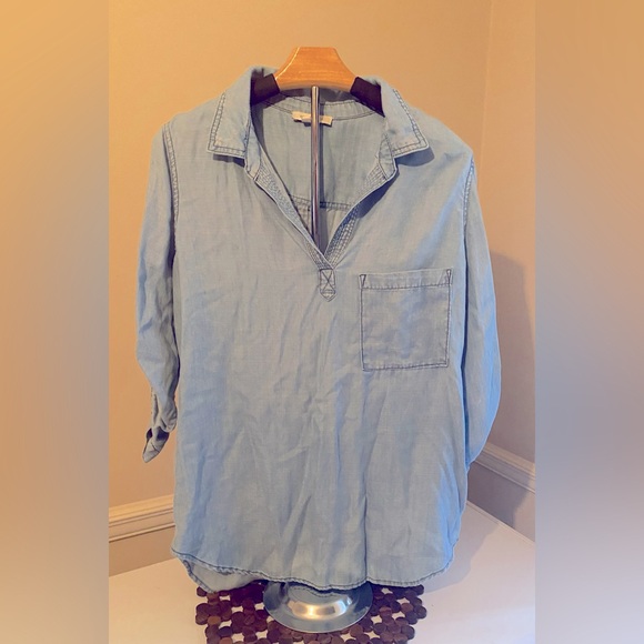 Skies Are Blue Chambray Denim Pullover - Picture 2 of 3